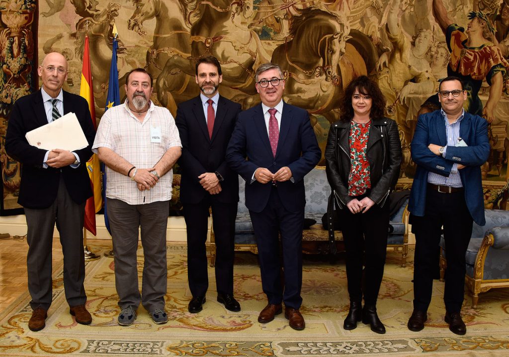 Los aprendices de FP Dual tendrán que cobrar una remuneración