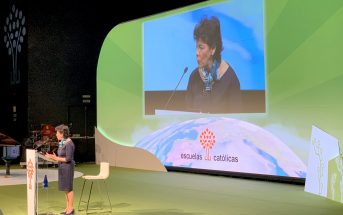La ministra de Educación y FP en funciones, Isabel Celaá, en la inauguración del XV Congreso de Escuelas Católicas.
