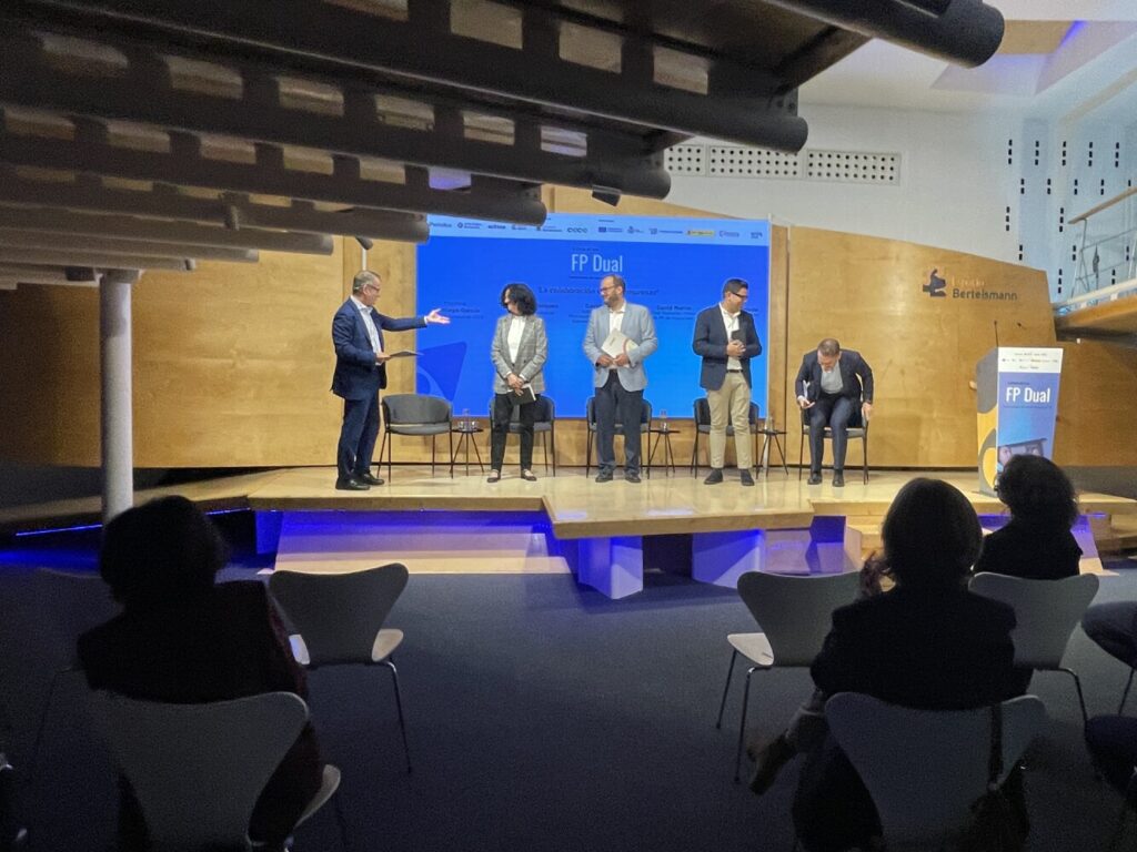 II Foro FP Dual destaca la colaboración entre centros, empresas y administraciones